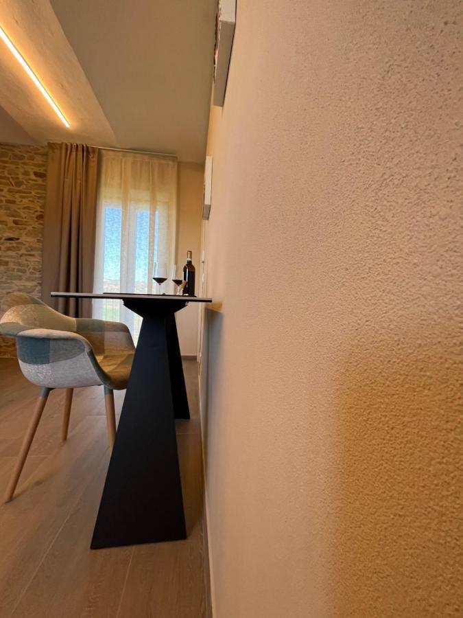 Hotel Le Cornici - Cascina Di Charme Diano dʼAlba Exterior foto